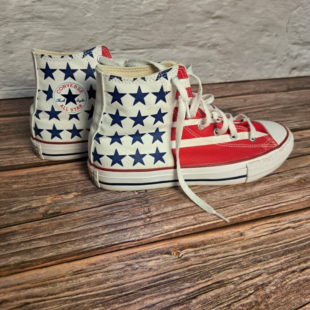 Converse Chuck Taylor All Star High GS USA Flag sneakers Youth size 5 red white